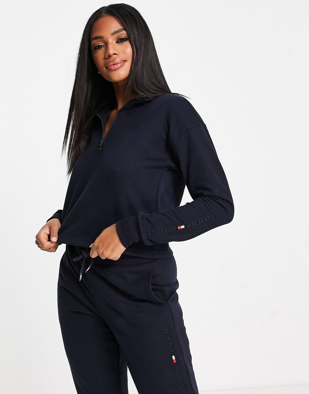 

Темно-синий топ на молнии Tommy Hilfiger icon 2.0 lounge