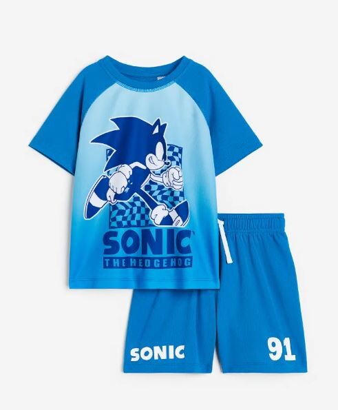 

Футбольный костюм с принтом H&M Kids Sonic Hedgehog Print, голубой