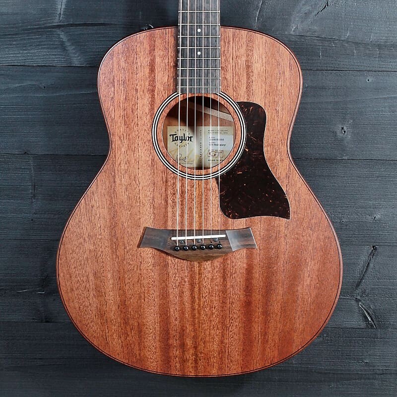 

Гитара Taylor GTe Mahogany, коричневый
