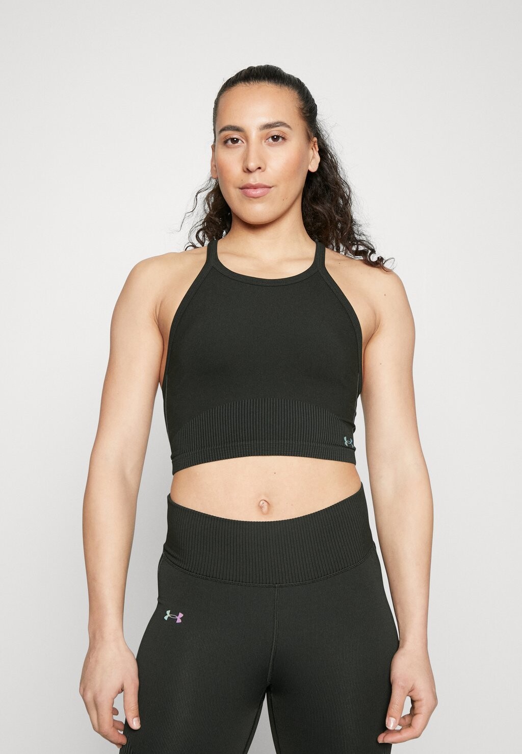 

Спортивный бюстгальтер со средней поддержкой Under Armour