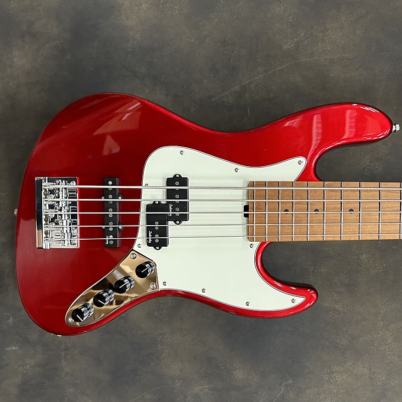 Басс гитара Sadowsky MetroExpress Hybrid P/J Bass 5-String with Maple Fretboard 2023 - Present - Candy Apple Red