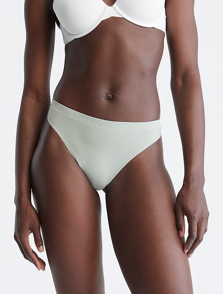 

Трусики Bonded Flex со средней посадкой Calvin Klein