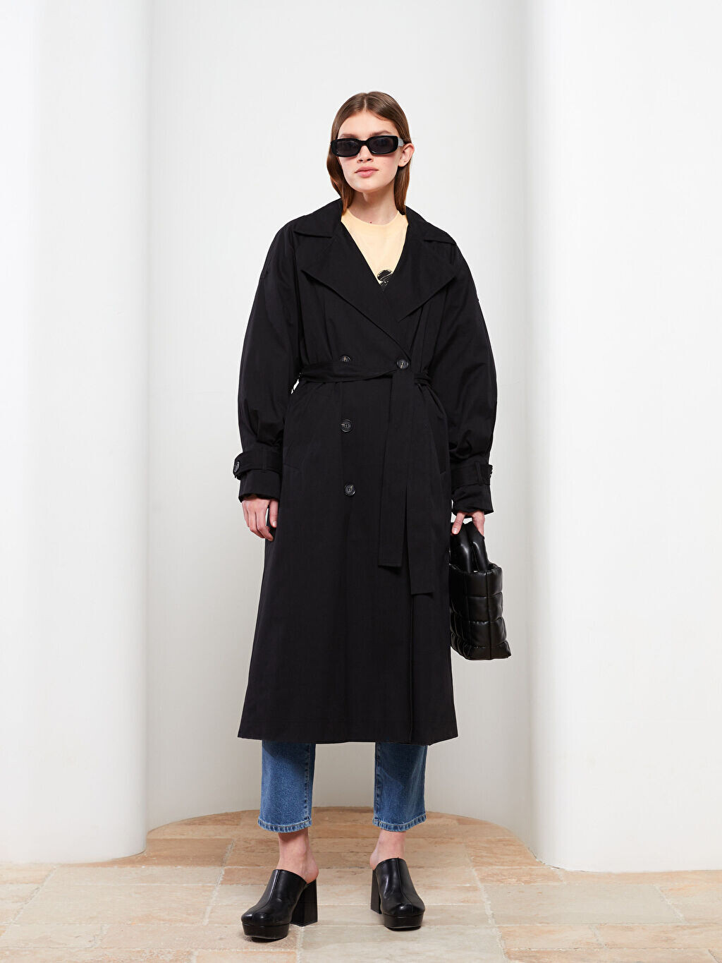 

Женский Тренч с прямым воротником и длинным рукавом LCW Modest, Черный