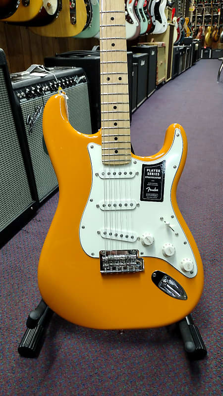 Stratocaster серии Fender Player Player Stratocaster