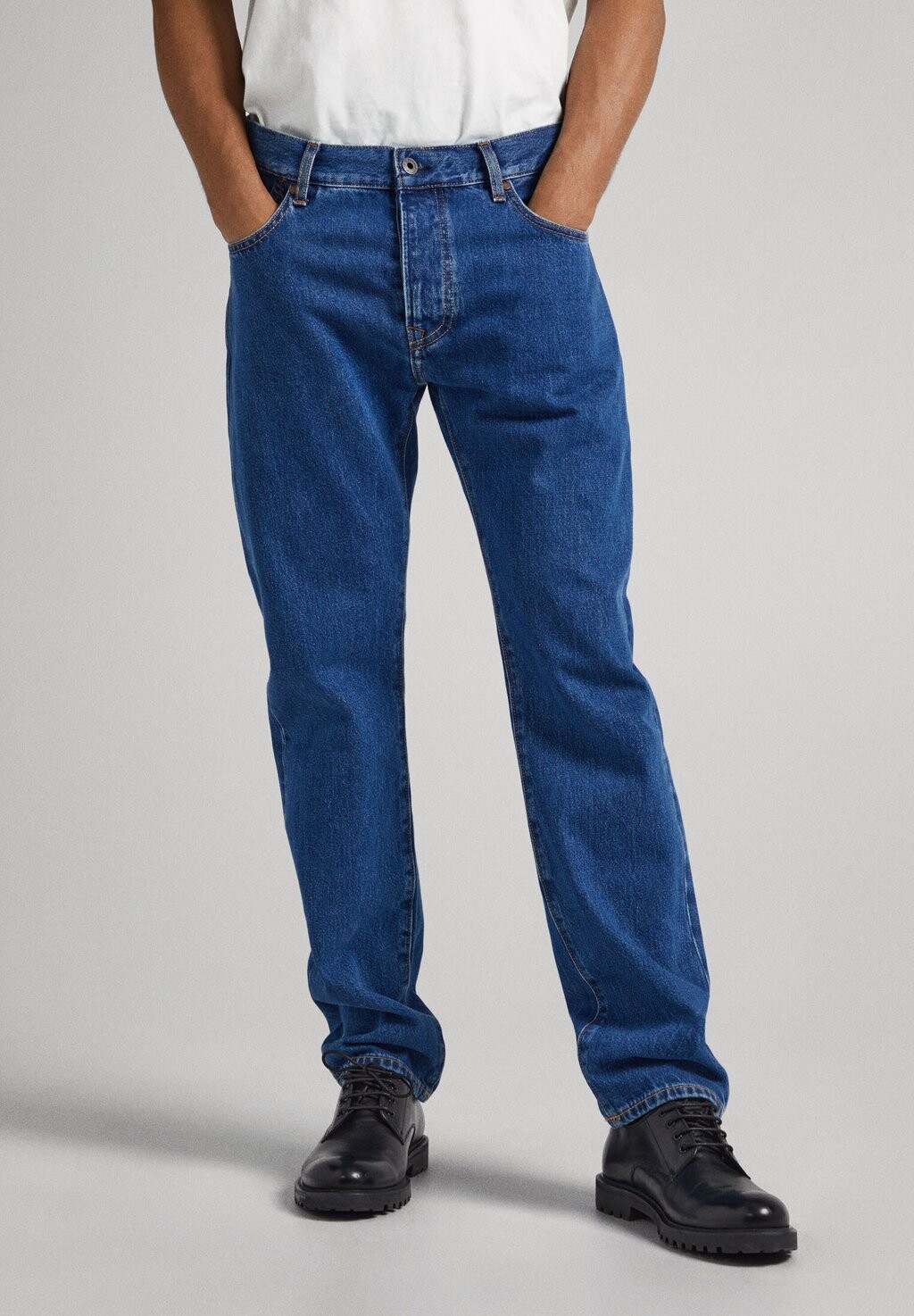 

Джинсы прямого кроя Pepe Jeans