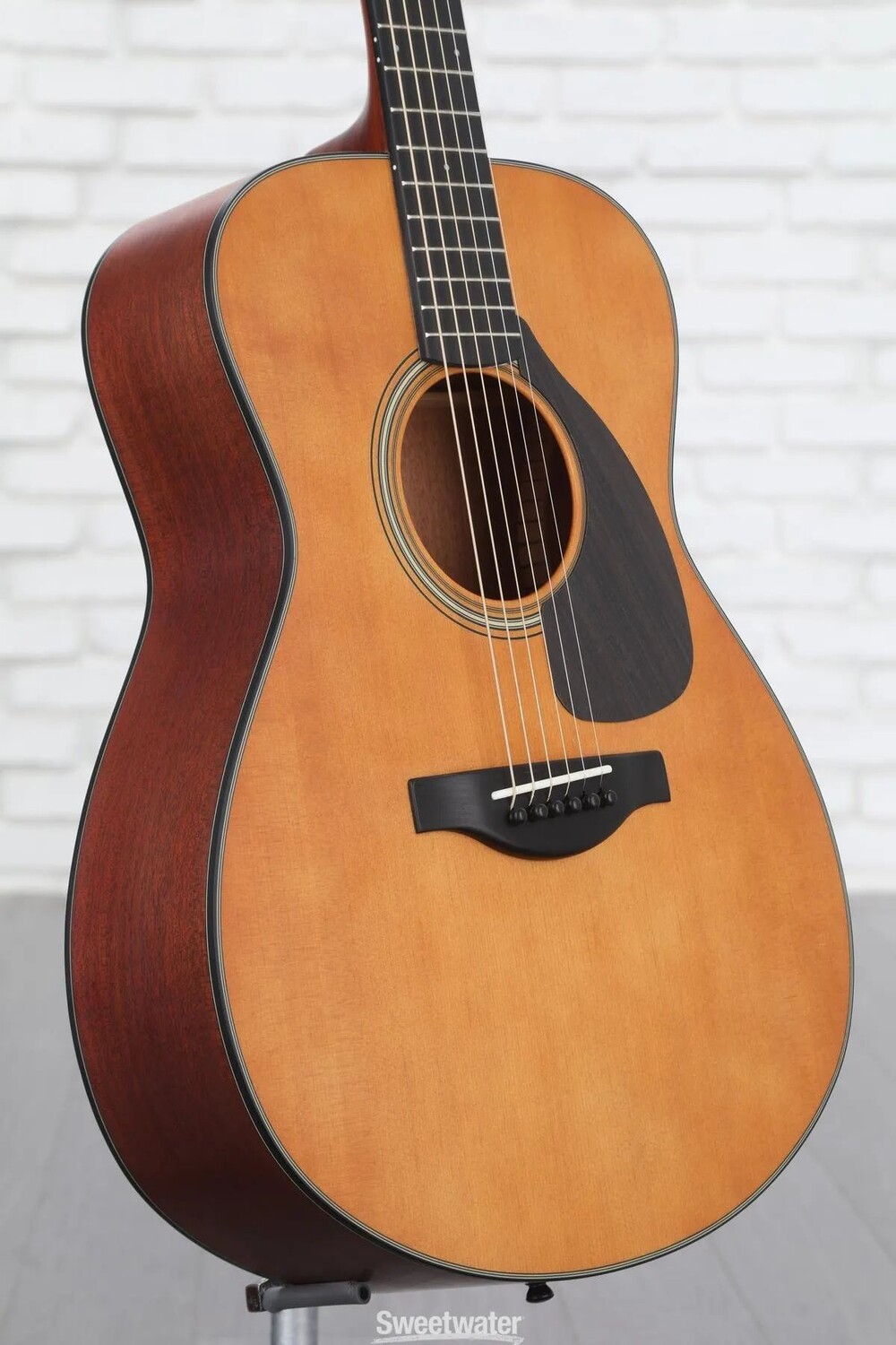 

Акустическая гитара Yamaha Red Label FS5 — натуральный цвет