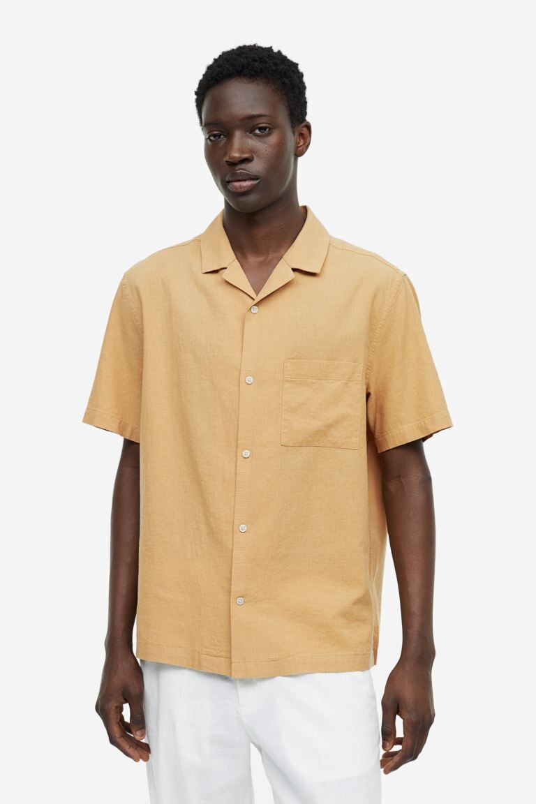 

Рубашка классического кроя из смесовой льняной ткани H&M, бежевый