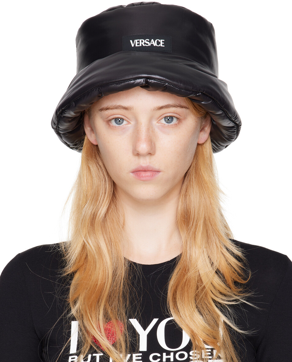 

Черная шляпа с логотипом Versace