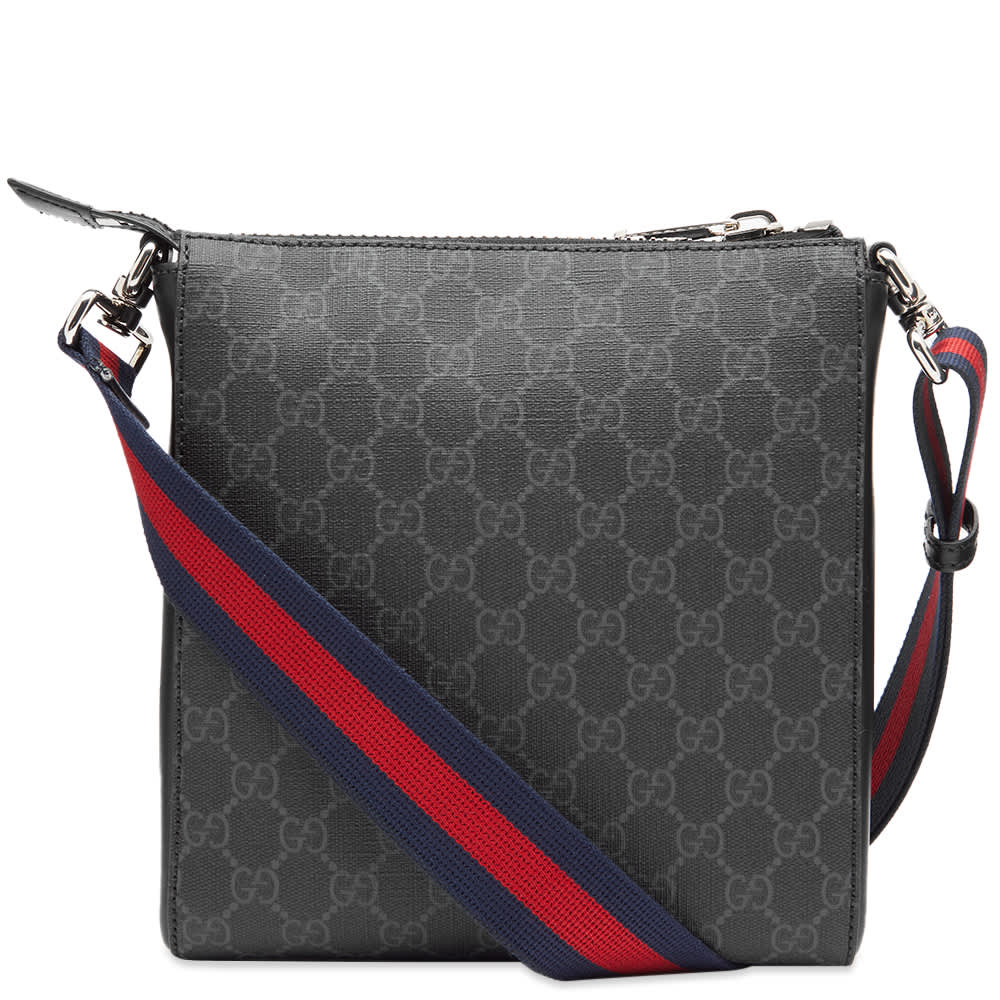 Gucci supreme small hotsell messenger bag