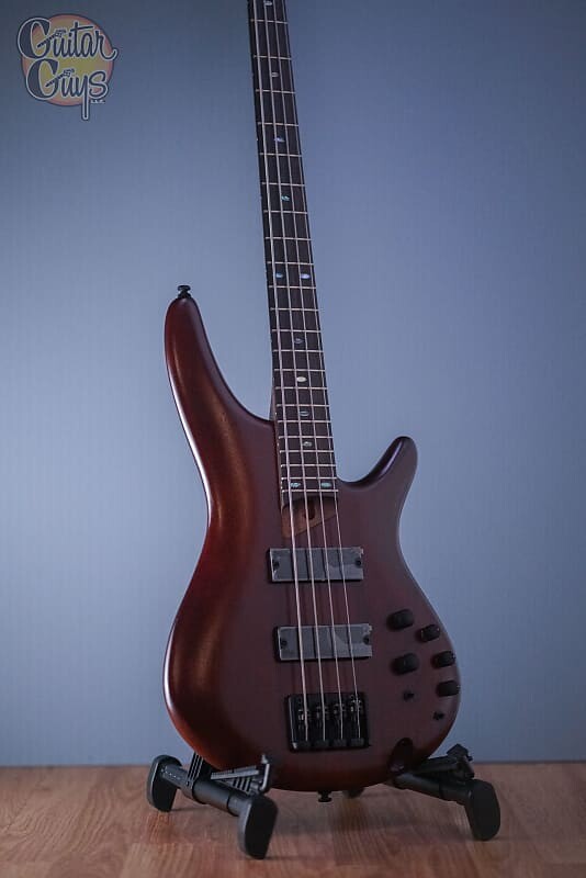 

Ibanez SR500EBM Коричневое красное дерево SR500EBM Brown Mahogany