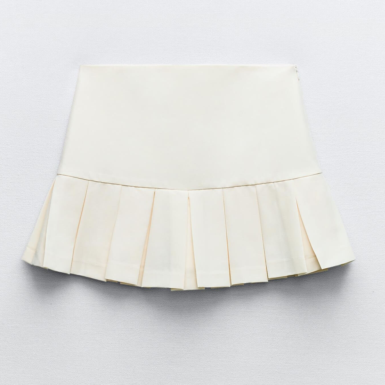 цена Юбка-шорты Zara Box Pleat, белый