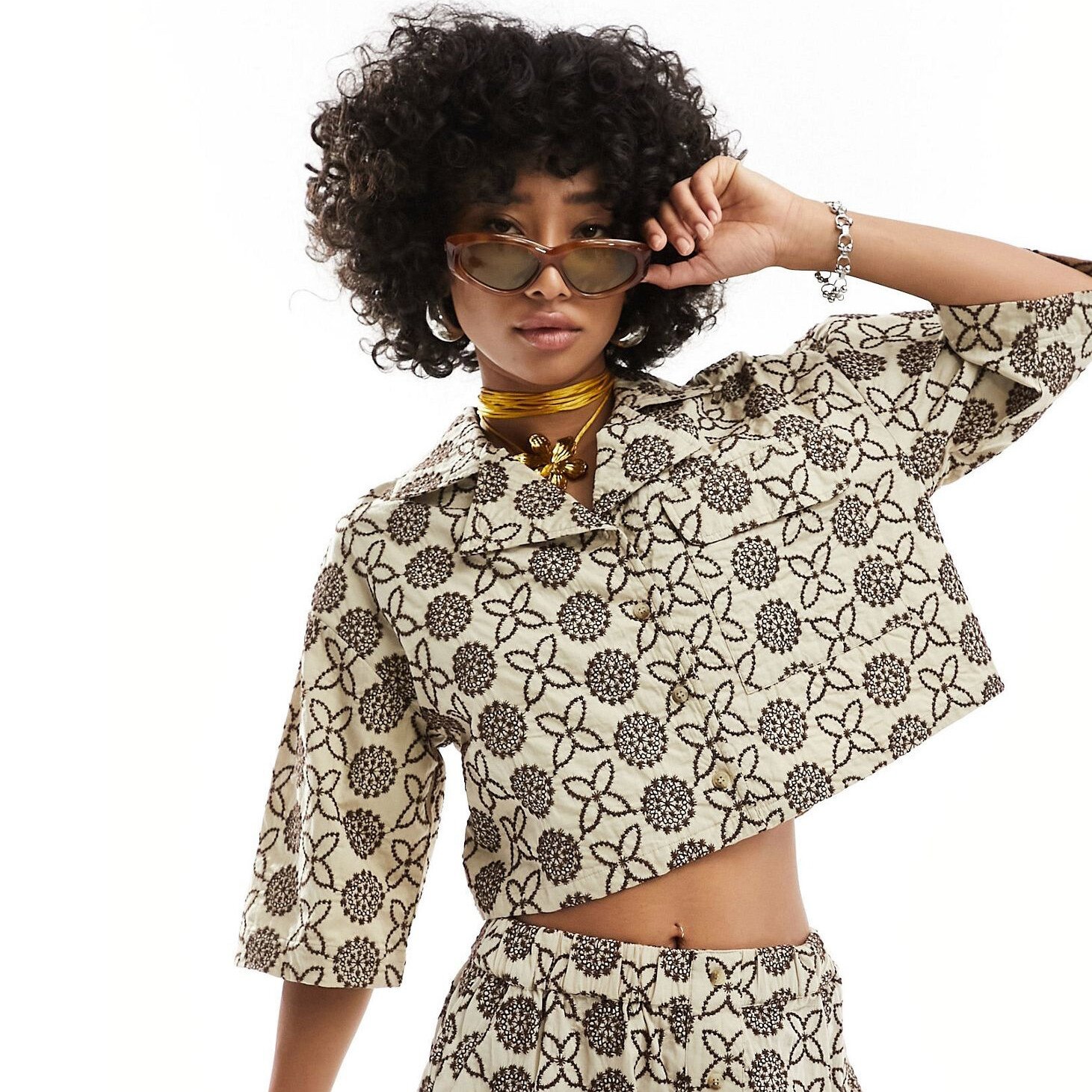 

Рубашка Native Youth Embroidered Crop Boxy Co-ord, бежевый