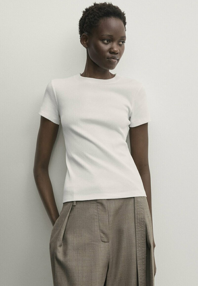 

Базовая футболка Crew Neck Massimo Dutti, бежевый