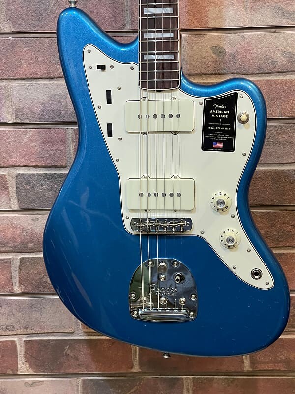 

Fender American Vintage II 66 Jazzmaster Лейк-Плэсид Синий