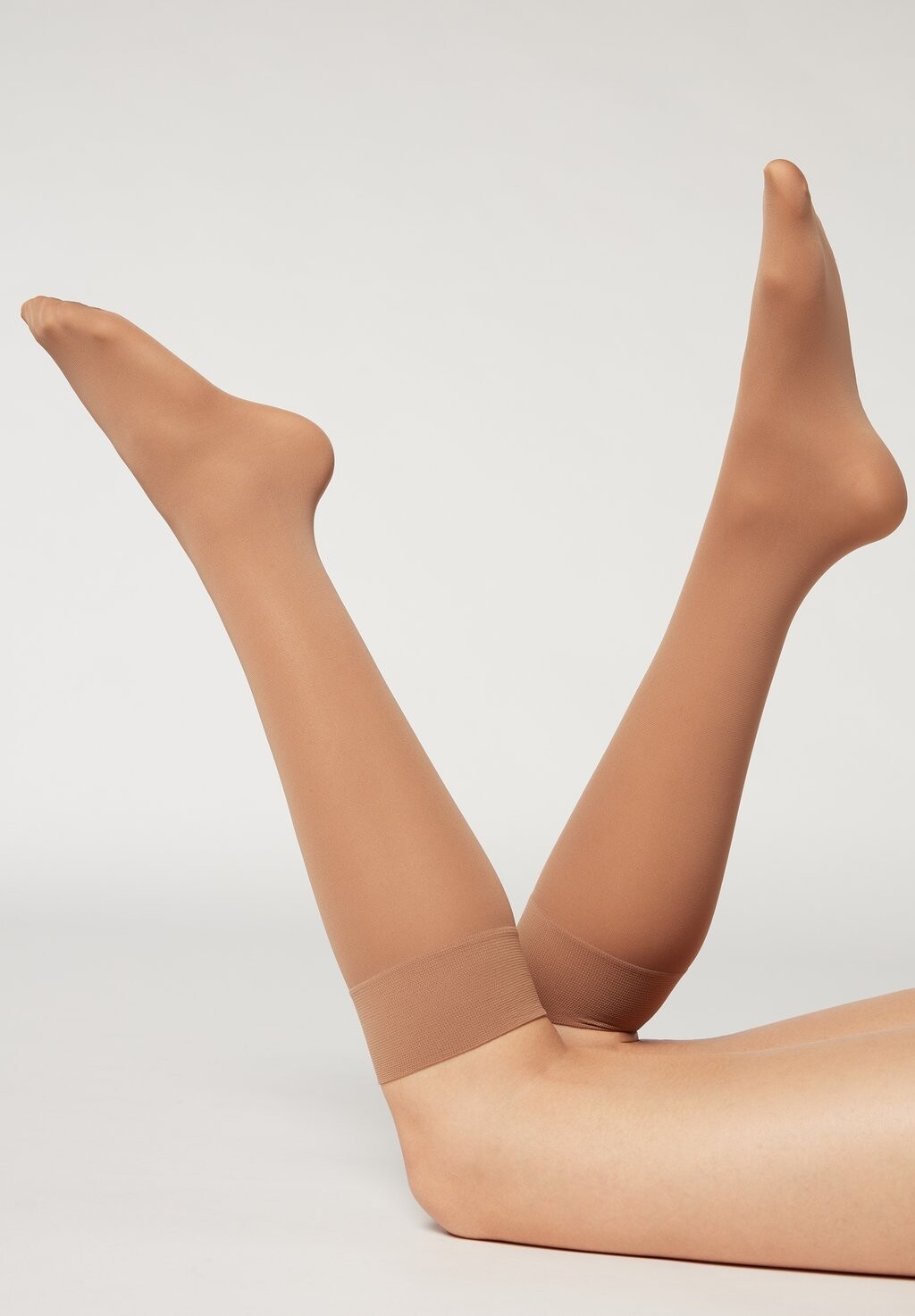 

Носки выше колена 30 DEN Semi Opaque Calzedonia, нюд