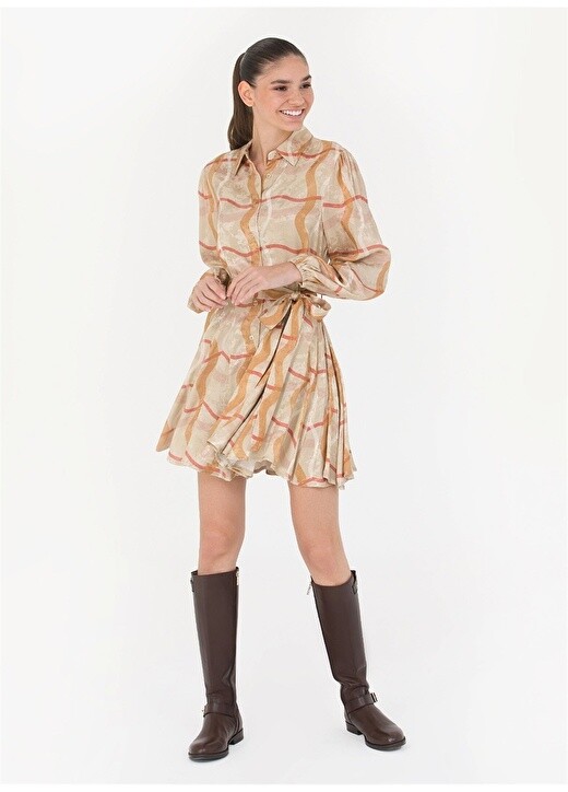 

Прямое бежевое мини-платье с круглым вырезом Pierre Cardin, Бежевый