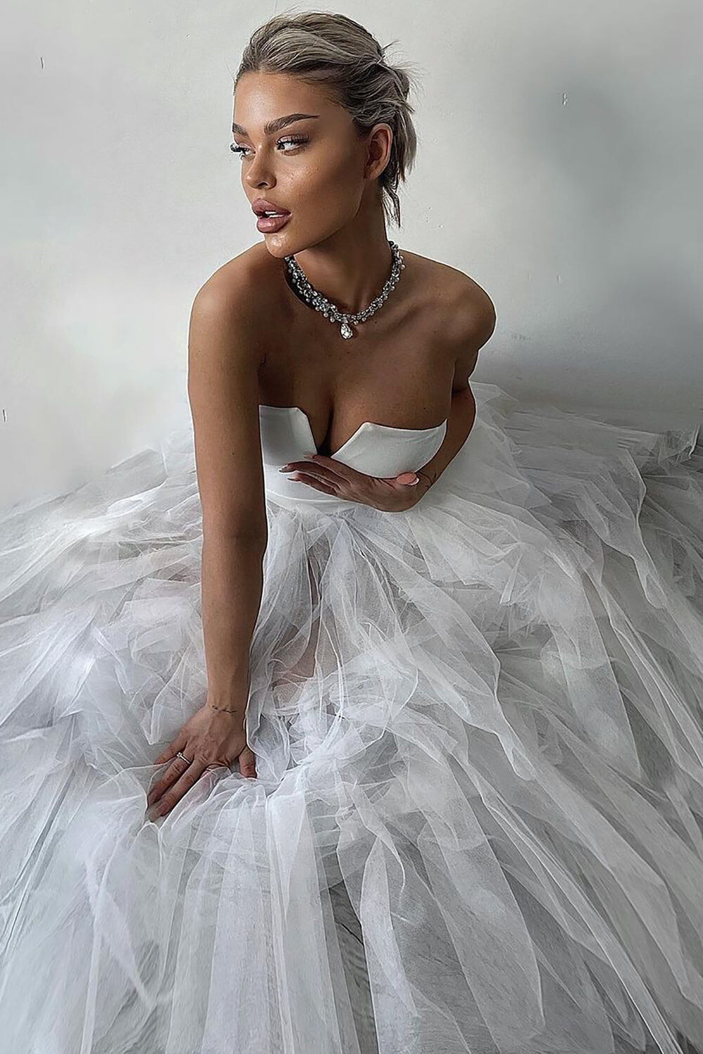

Платье Fashion Nova BD1452, слоновая кость