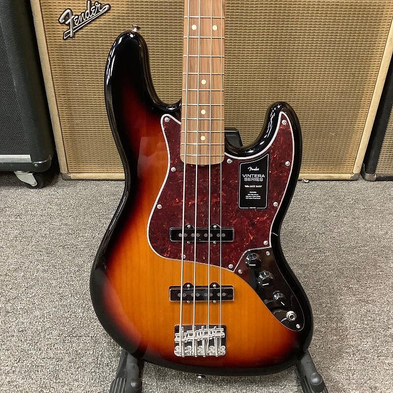 

Новый Fender Vintera 75th Anniversary 1960’s Jazz Bass Sunburst