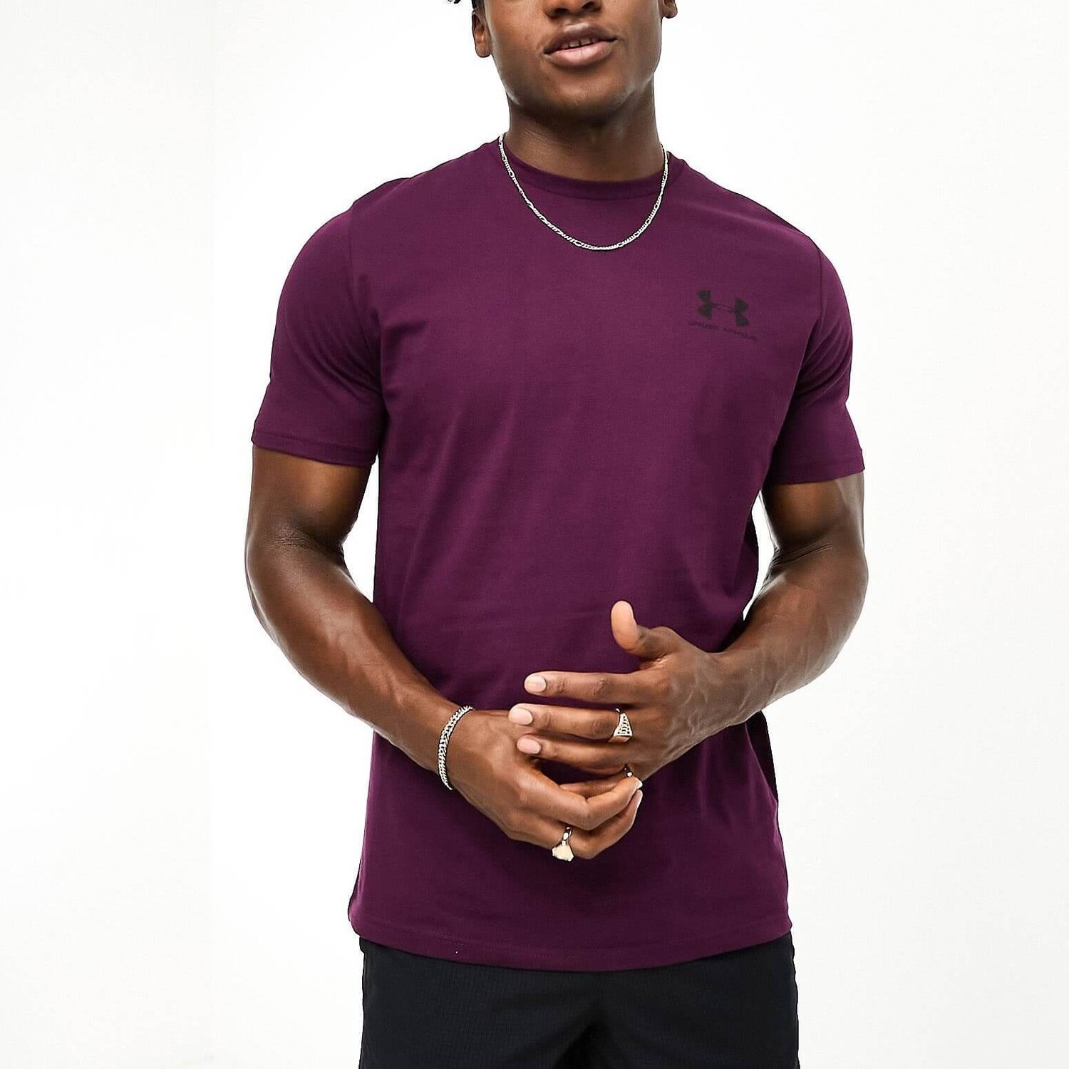

Футболка Under Armour Sportstyle With Logo, фиолетовый