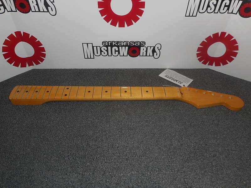 

Allparts Fender Licensed Chunky Nitro Neck For Strat, Maple - #SMNF-FAT