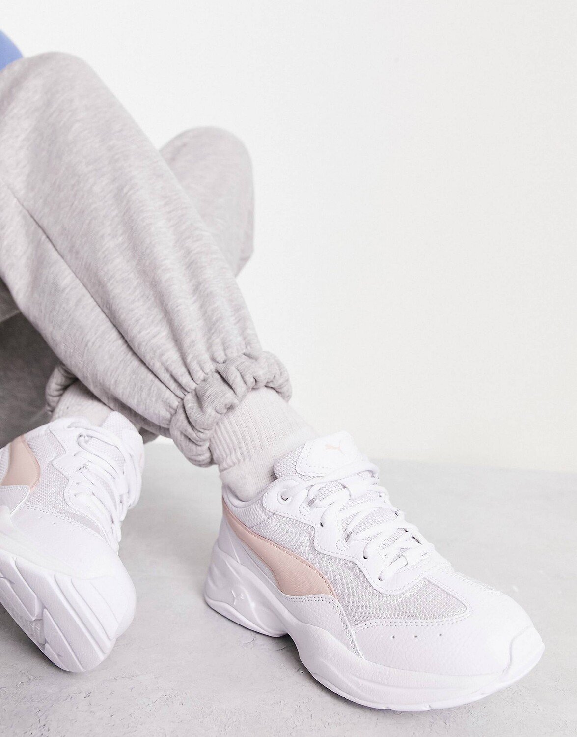 

Бело-розовые массивные кроссовки Puma Cilia — эксклюзивно для ASOS, Розовый