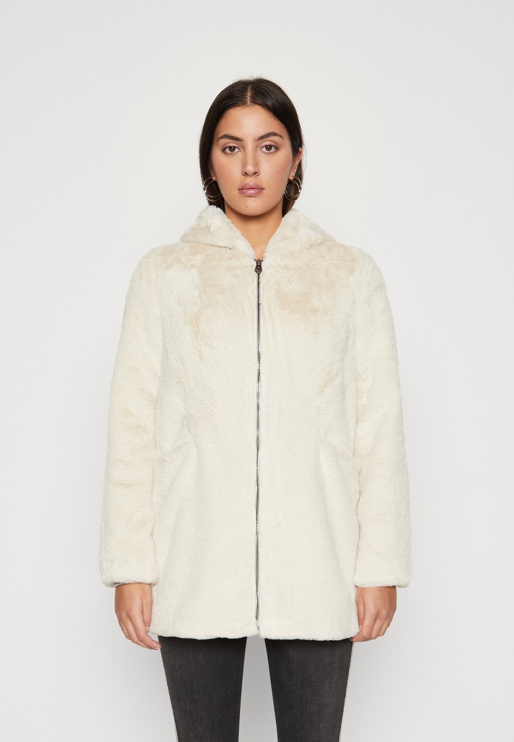 

Зимнее пальто Onlwendy Coat ONLY, цвет pumice stone