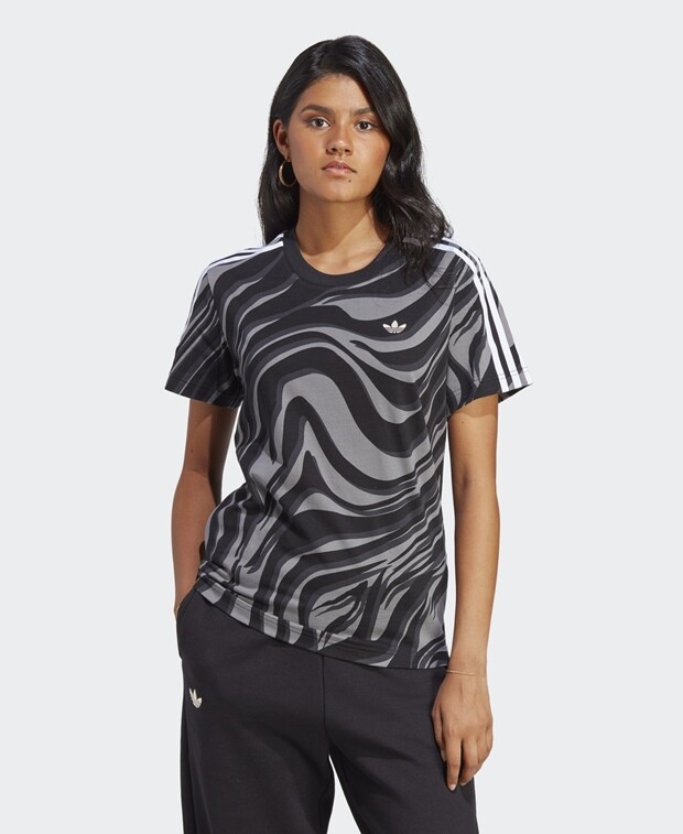 

Футболка adidas, черный