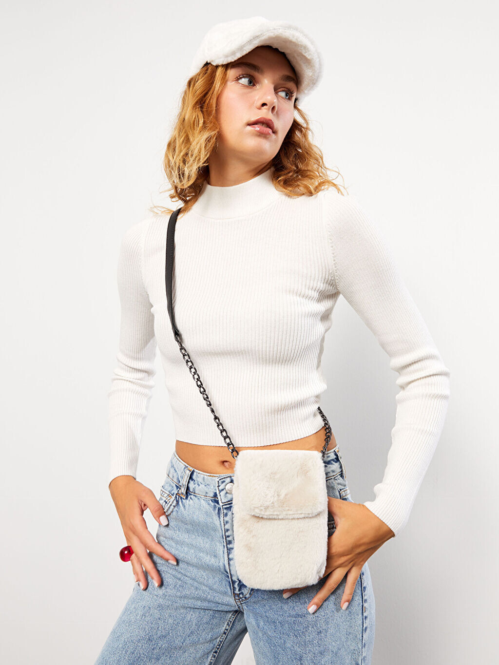 

Женская сумка для телефона из простого меха LCW Accessories