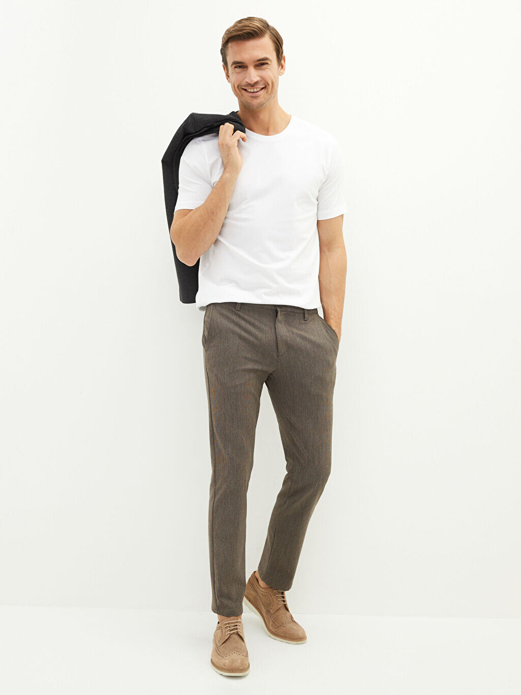 

Текстурированные мужские брюки Slim Fit LCWAIKIKI Classic, Серый