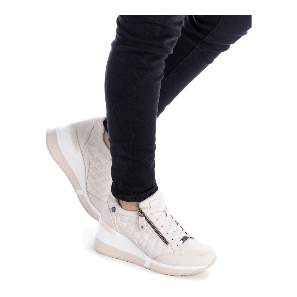 

Кроссовки Xti с молнией сбоку Zapatillas, бежевый