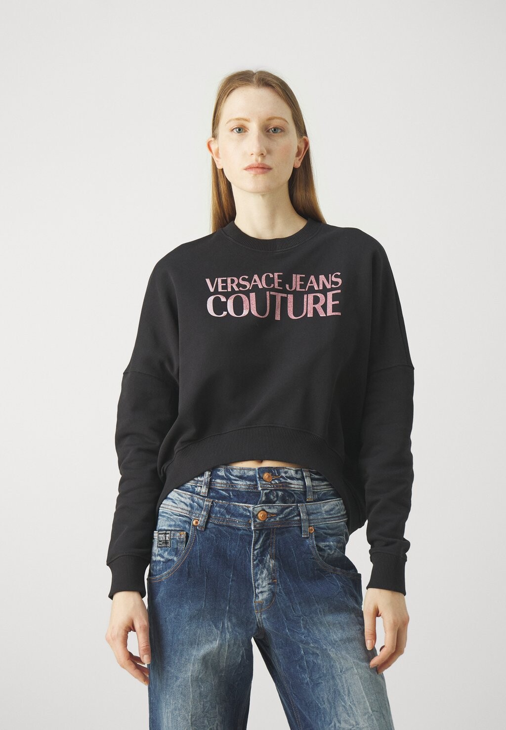 

Толстовка LOGO GUMMY GLITTER Versace Jeans Couture, черный