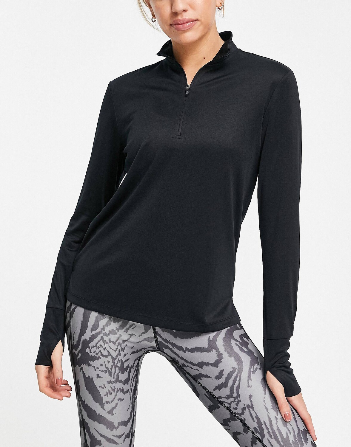 

Топ с длинными рукавами ASOS 4505 icon и молнией 1/4, Черный