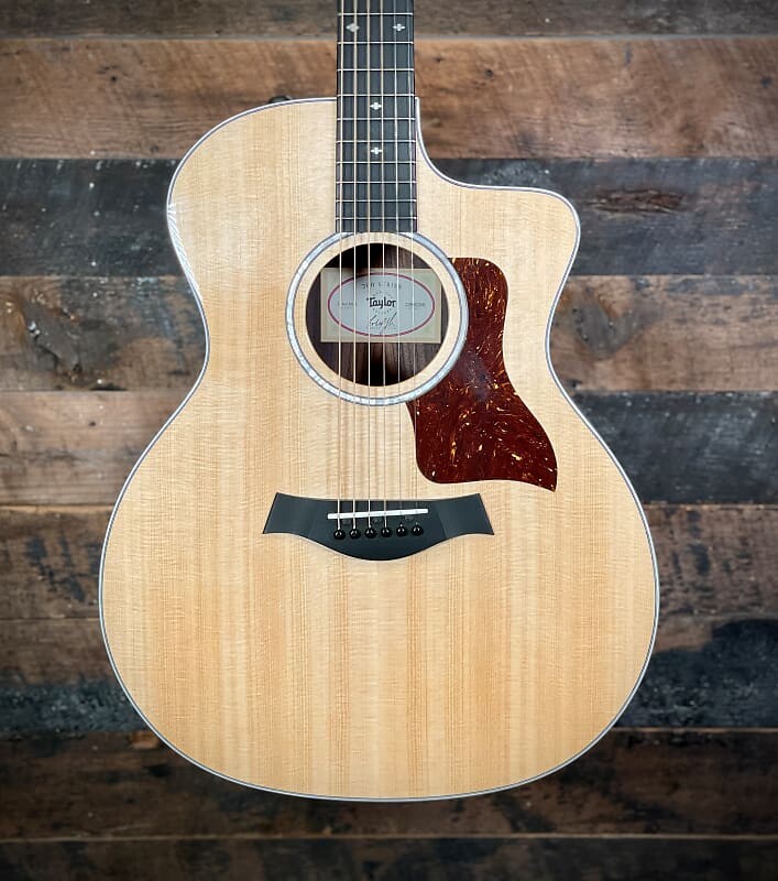 

Тейлор 214ce Dlx # 81 Taylor