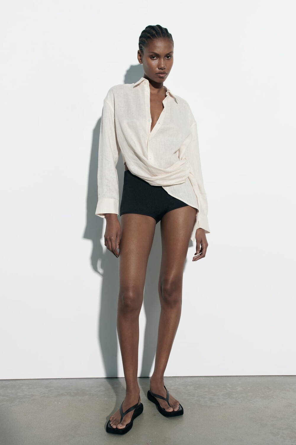 

Рубашка из льна асимметрич. ZARA, ваниль