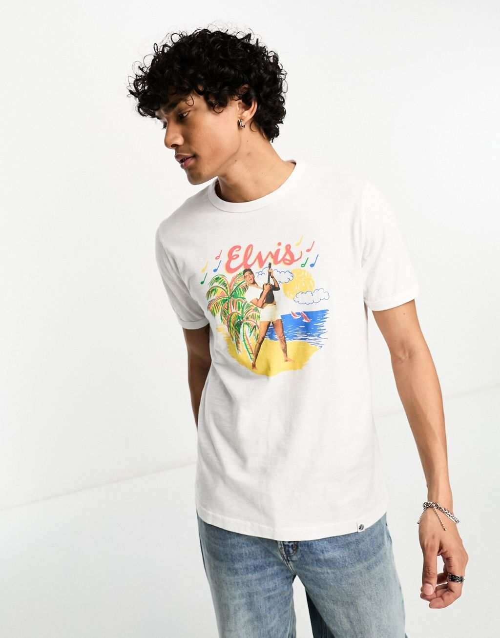 

Белая футболка с графикой Pretty Green x Elvis