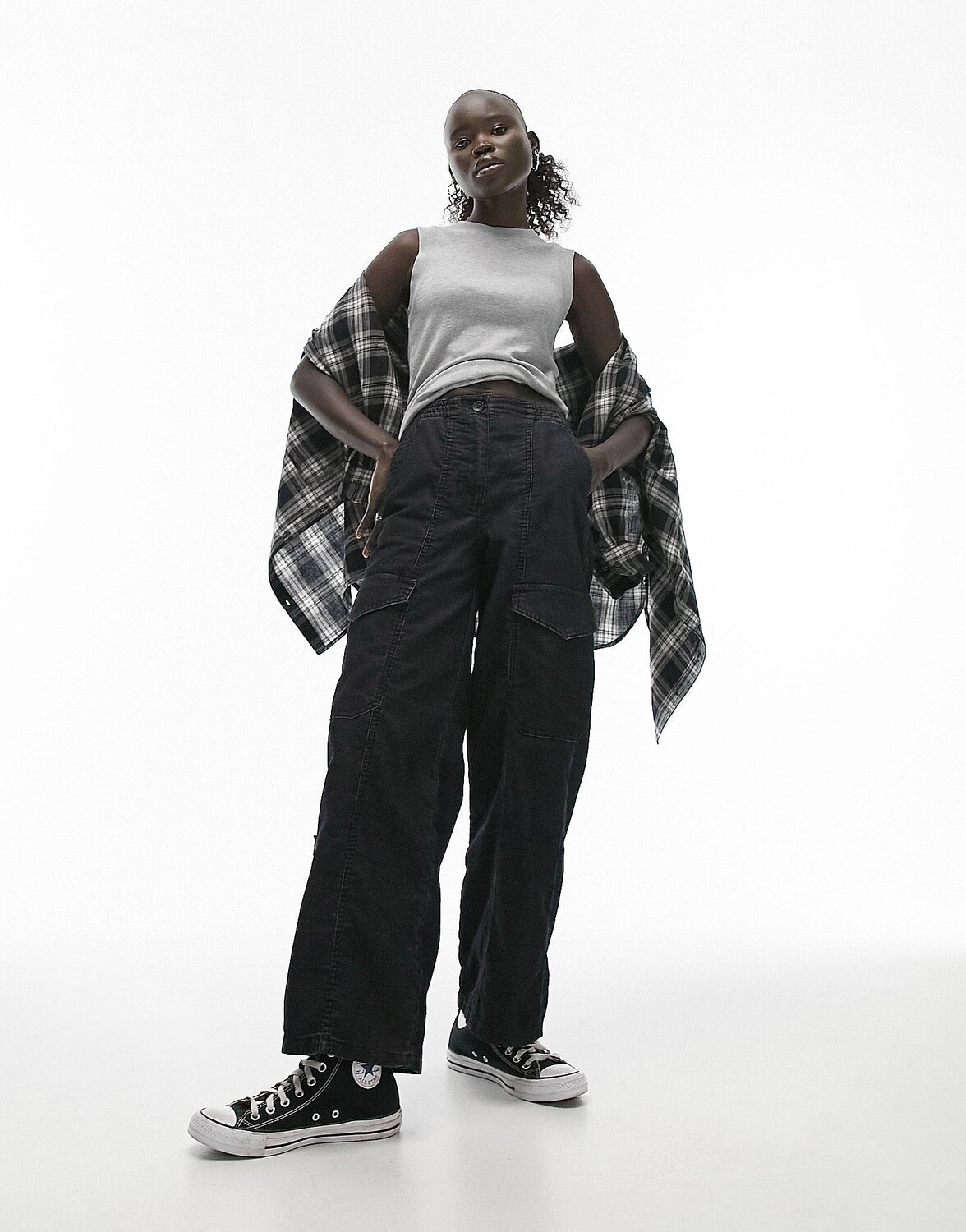 

Черные вельветовые брюки прямого кроя Topshop Petite, Черный