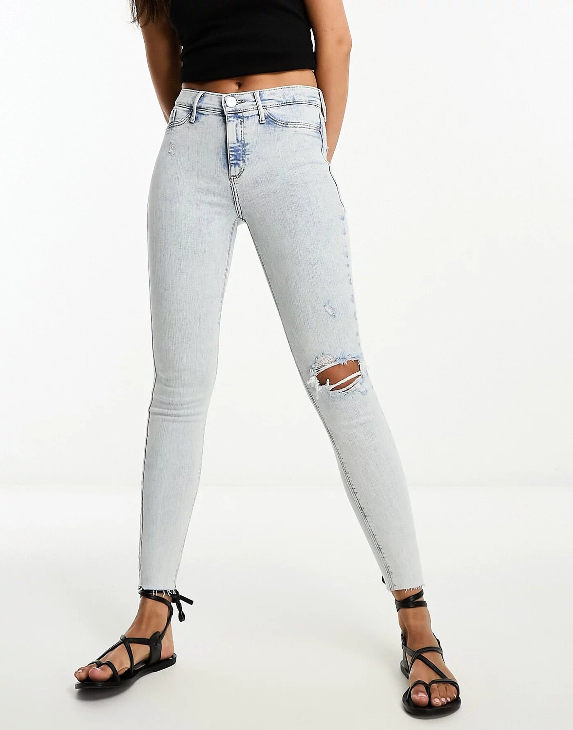 

Джинсы River Island Molly Mid Rise Skinny With Ripped Knee In Wash, голубой