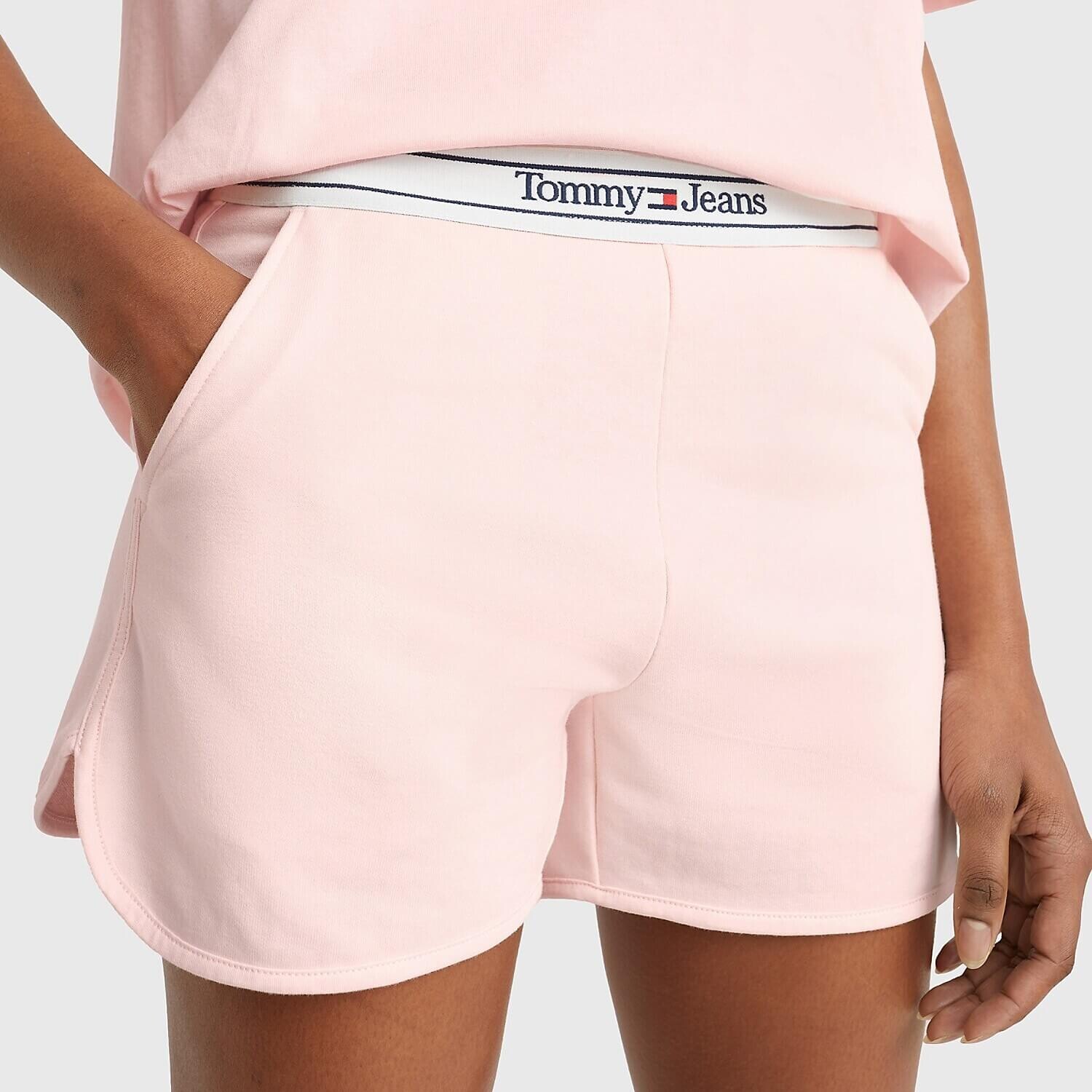 

Шорты Tommy Jeans by Tommy Hilfiger Logo Tape, бледно-розовый