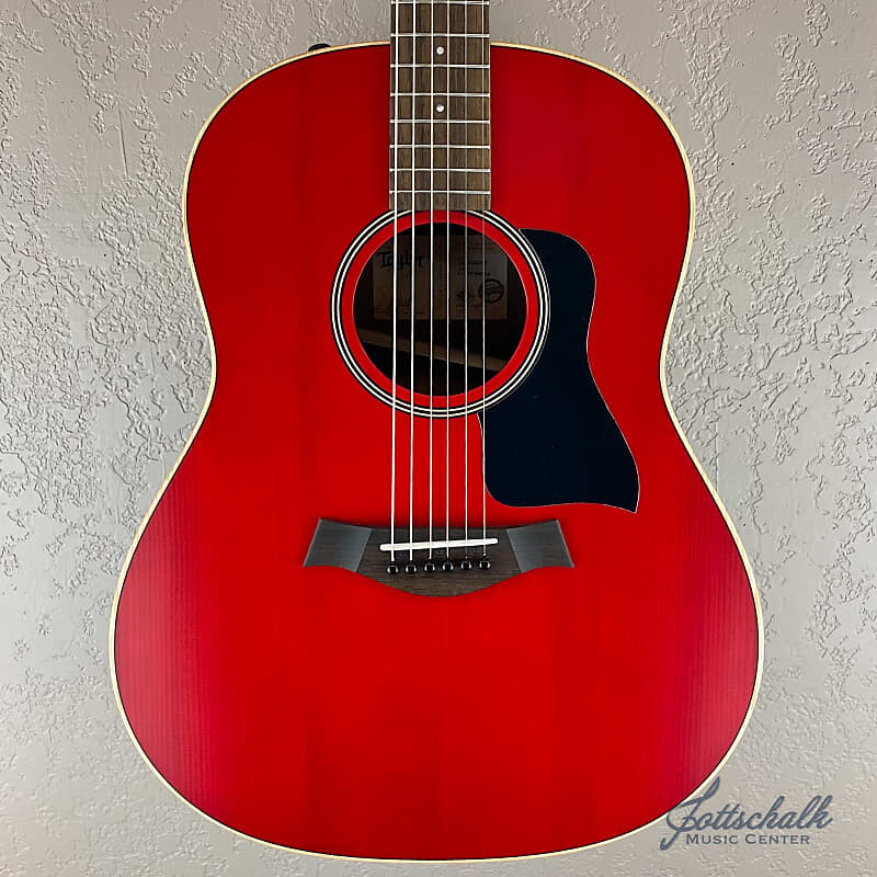 

Taylor AD17e American Dream Grand Pacific 2022 - Красный