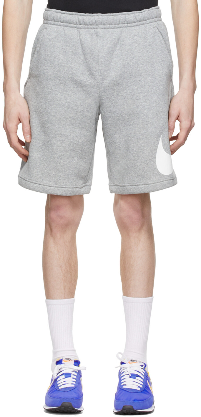 

Серые клубные шорты Sportswear Nike