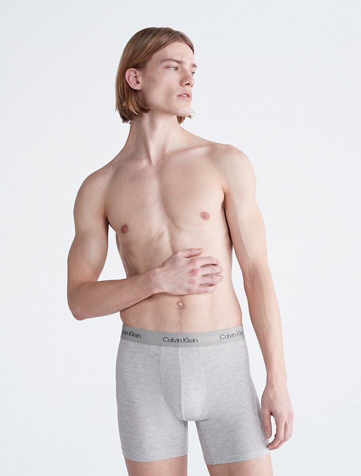 

Ультрамягкие трусы-боксеры Modern Calvin Klein, серый