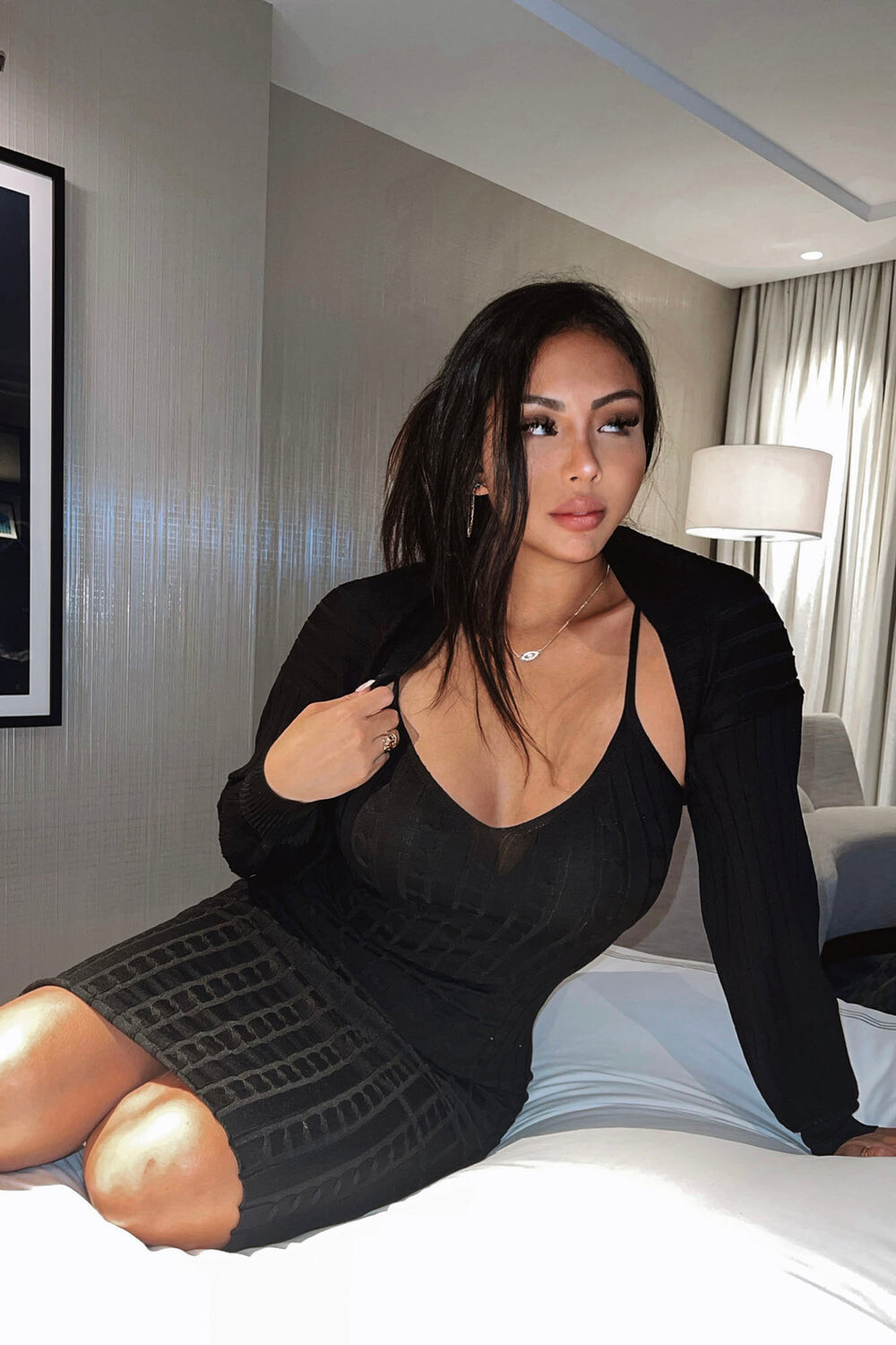 

Платье Fashion Nova RDAD2491FN, черный