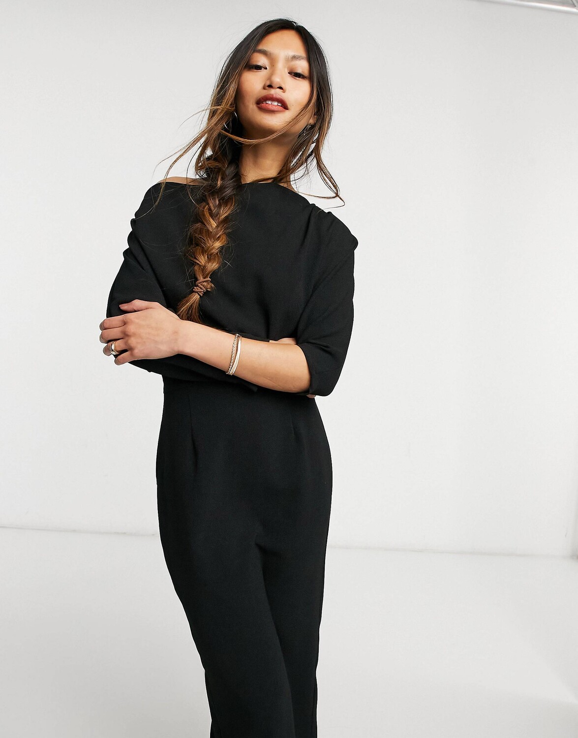 Черное платье-футляр миди ASOS DESIGN