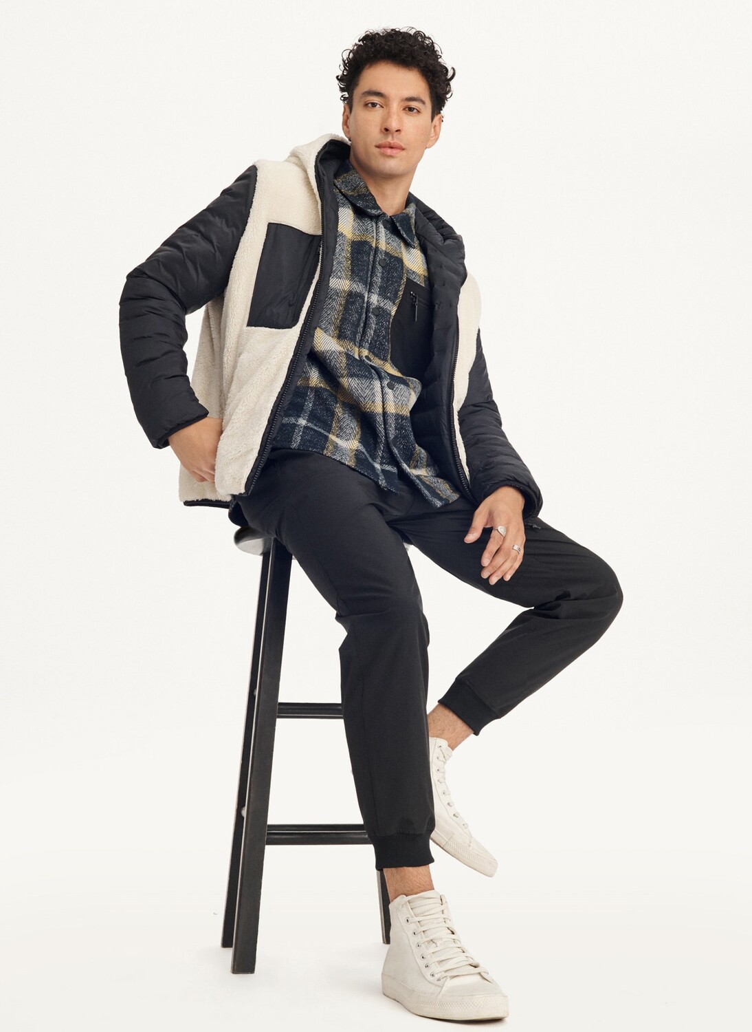 

Куртка двусторонняя стеганая DKNY, Серый