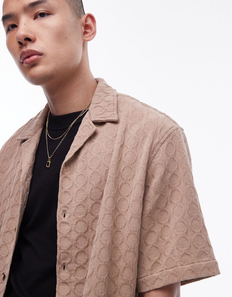 

Свободная фактурная рубашка Topman с короткими рукавами и камнем