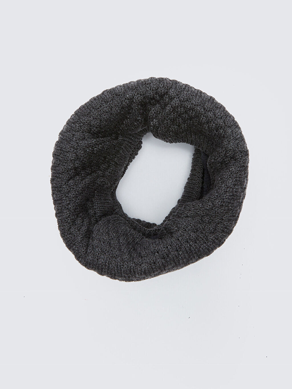 

Прямой мужской воротник LCW Accessories