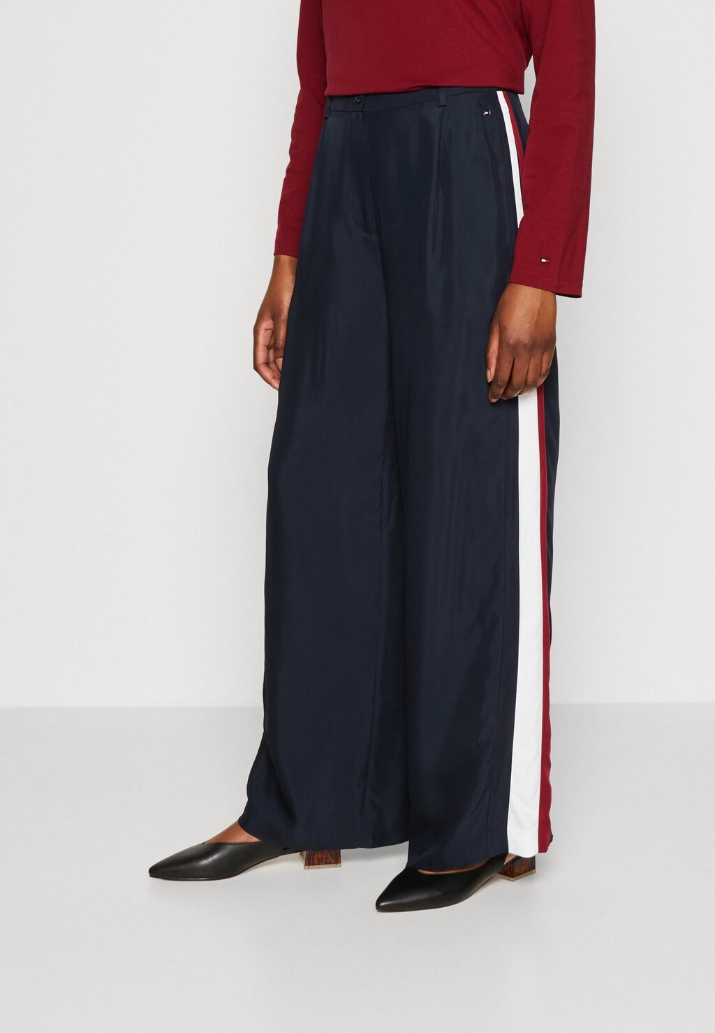 

Брюки Tommy Hilfiger Wide Leg Pieced Pants, небо пустыни, Черный
