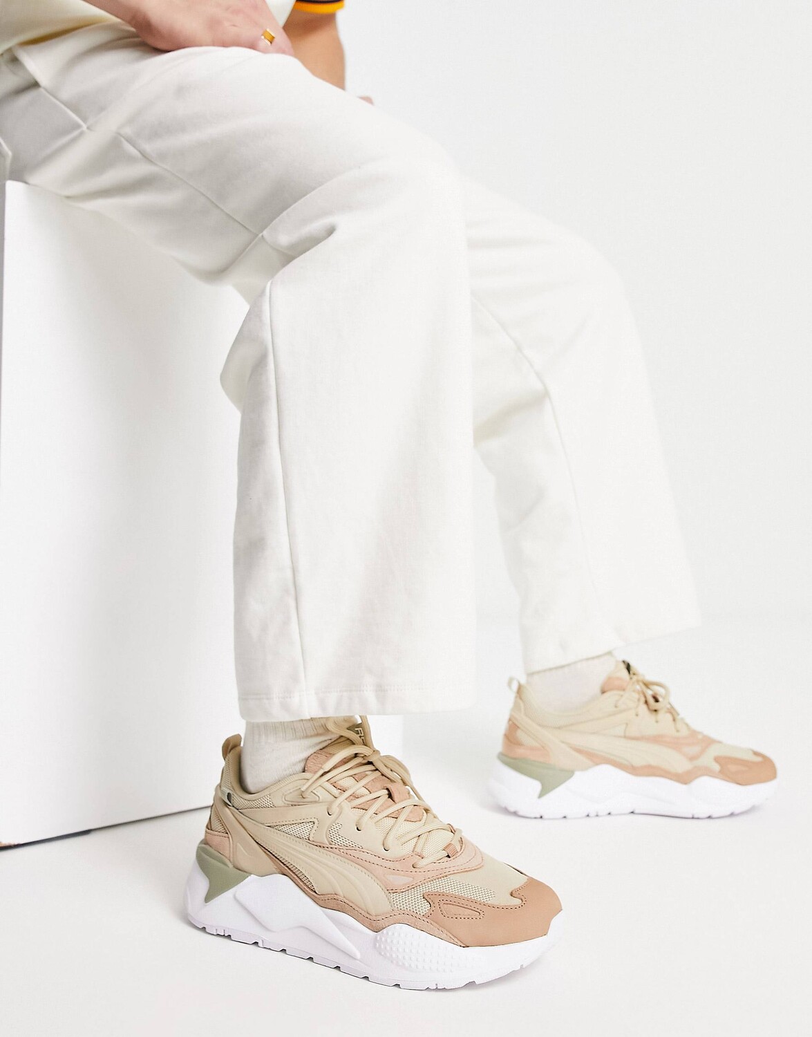

Светло-коричневые кроссовки Puma RS-X Effect