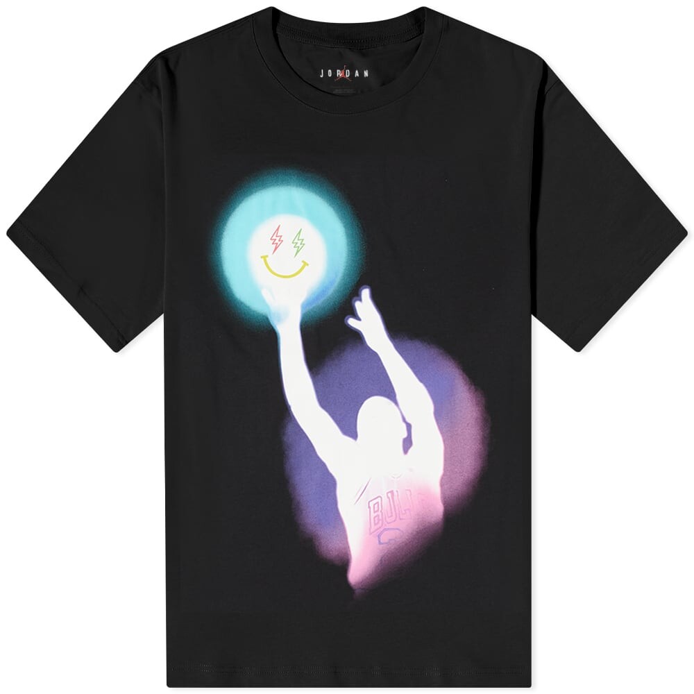 

Футболка Air Jordan x J Balvin Tee