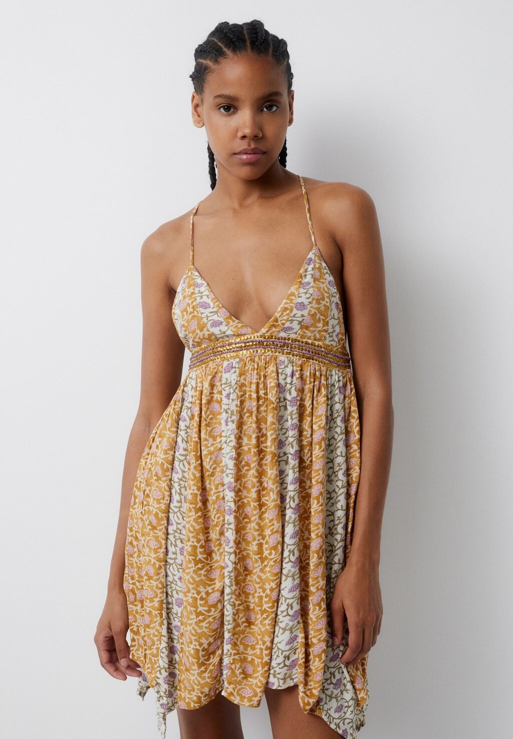 

Летнее платье PULL&BEAR
